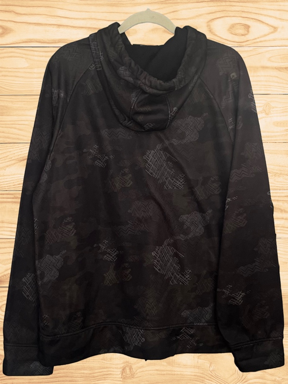 AND1 Men's Black Green Camouflage Hoodie XL - Picture 5 of 10